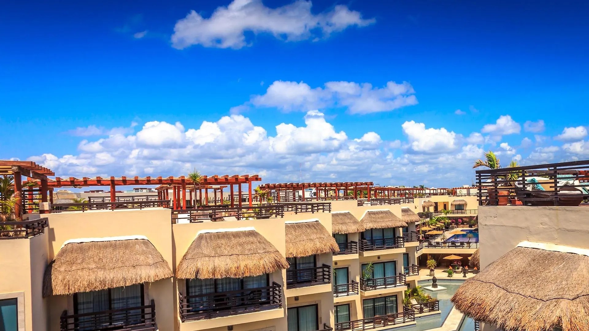 Aldea Beachside Condo By Bvr Playa del Carmen 3*,