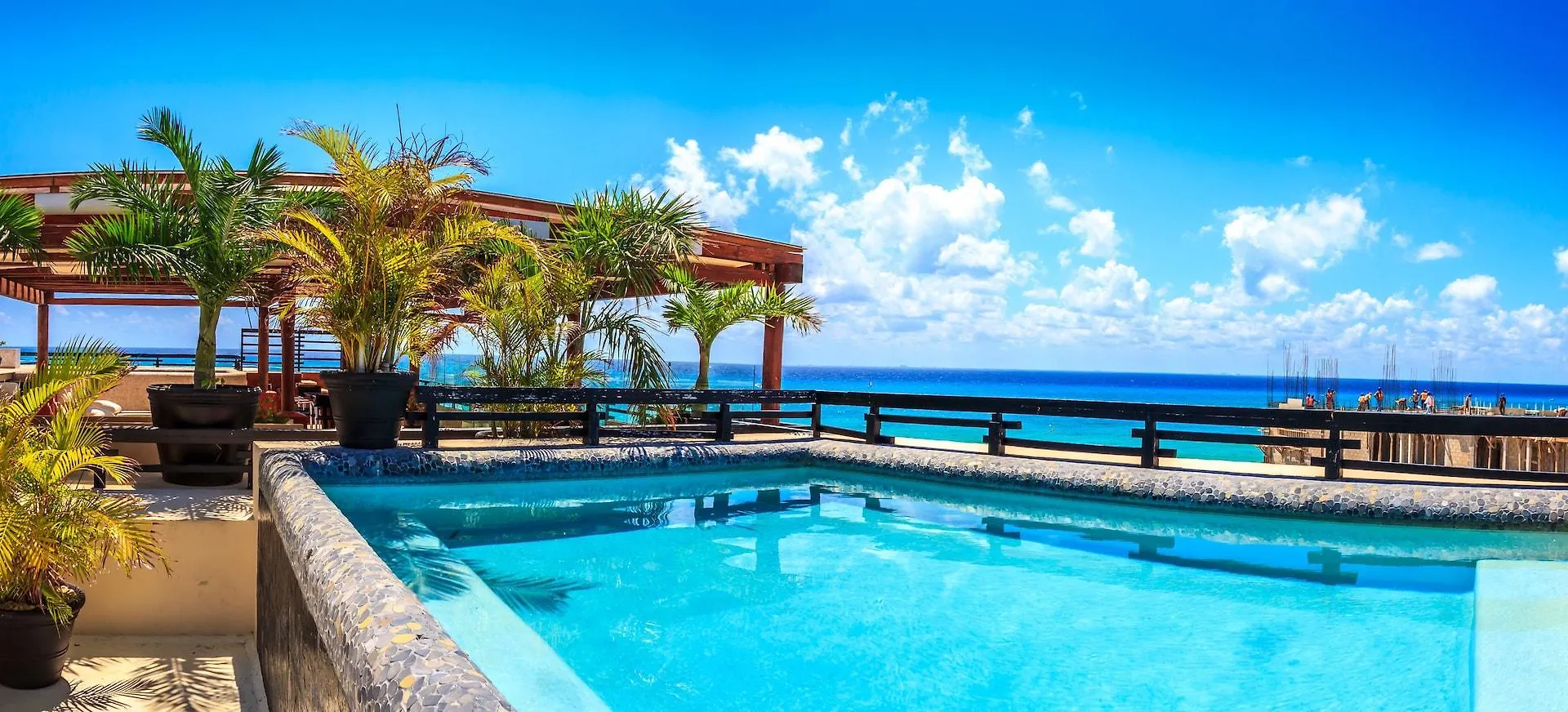 Aldea Beachside Condo By Bvr Playa del Carmen Lejlighedshotel