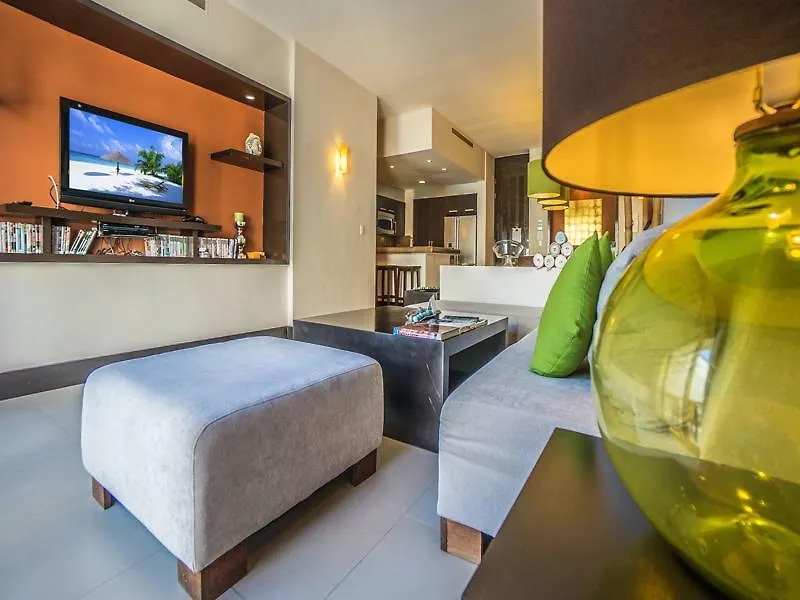 Aldea Beachside Condo By Bvr Playa del Carmen